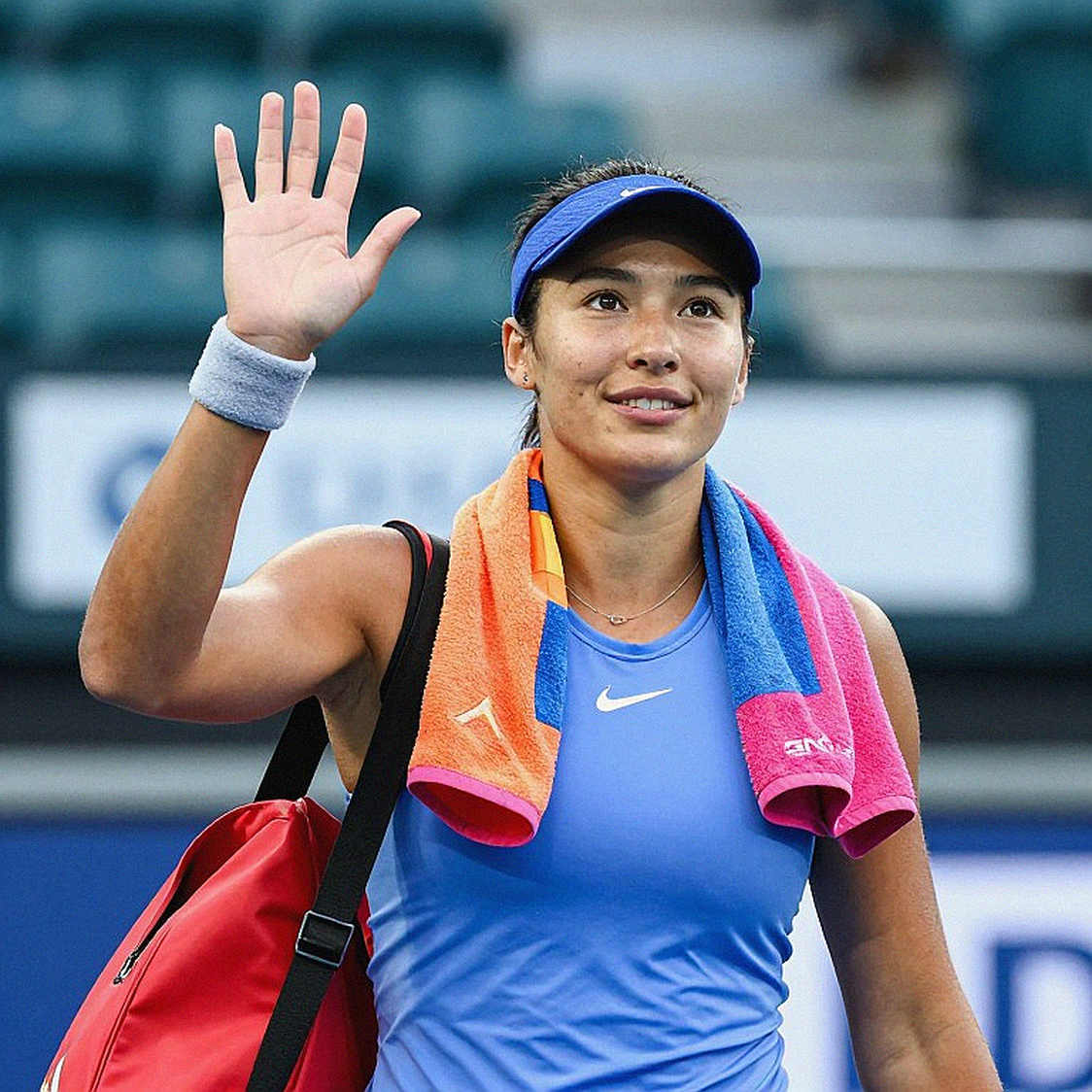 Bartunkova hạ Muchova 6-3, 6-0 ở China Open: một trận thắng lớn và khoảng trống dữ liệu