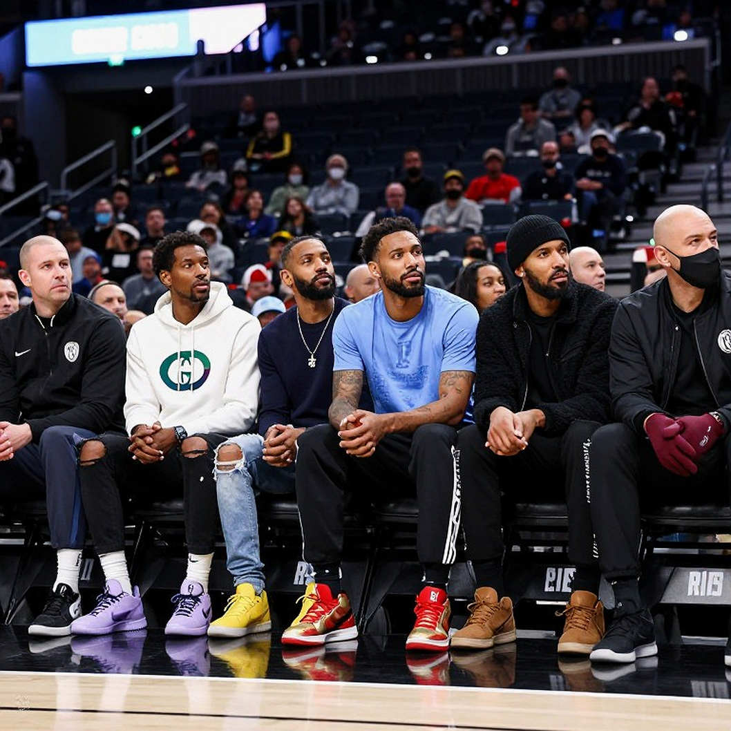 Tyler Dorsey bị Olympiakos kỷ luật: năm phút thi đấu, một hợp đồng sắp hết hạn và phần bị bỏ trống trong thông báo