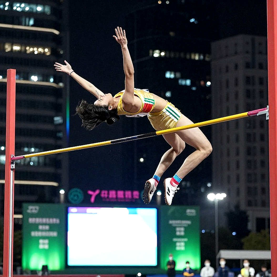 Kevin Ociepka và marathon 30.000 lần nhảy ếch: khi sức bền bước ra khỏi đường chạy