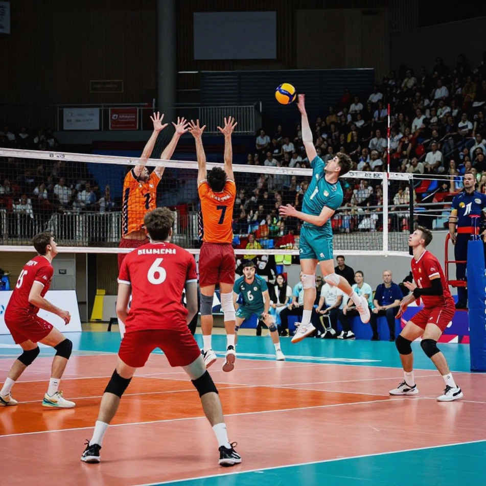 Mỹ hạ Canada ở chung kết NORCECA: Tổng điểm 108-108 và lỗ hổng của lối đánh một mũi
