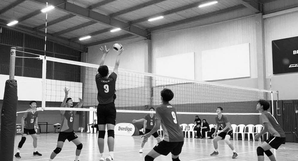 Suhl đoạt Supercup đầu tiên: Bản giao hưởng của những điểm số phút cuối