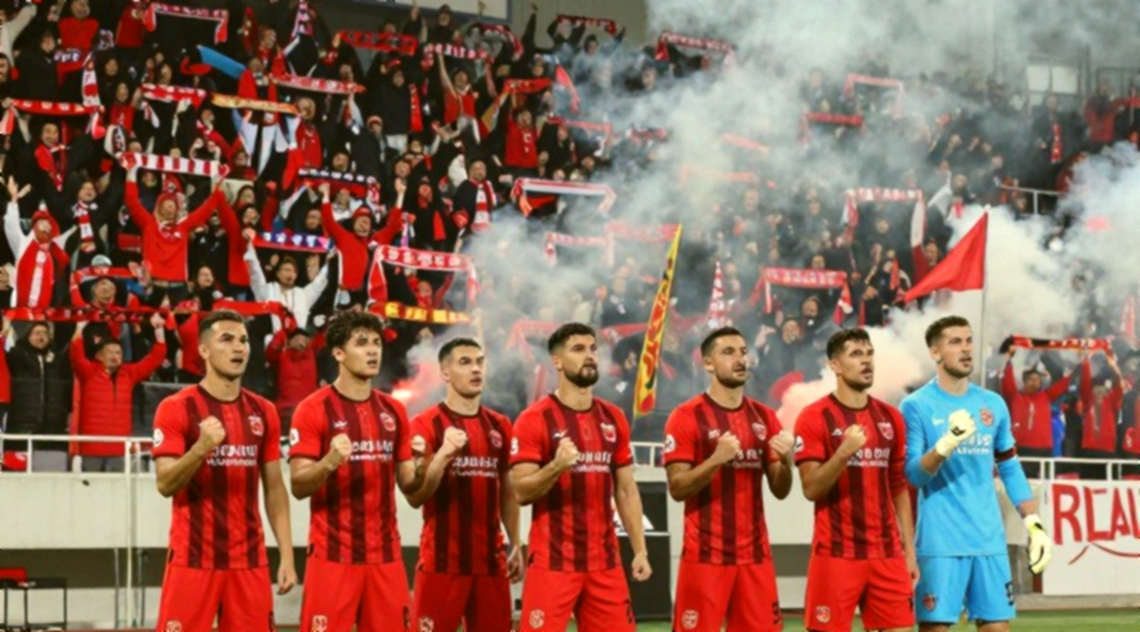 U23 Việt Nam: Vé tứ kết rất gần mà cũng rất xa