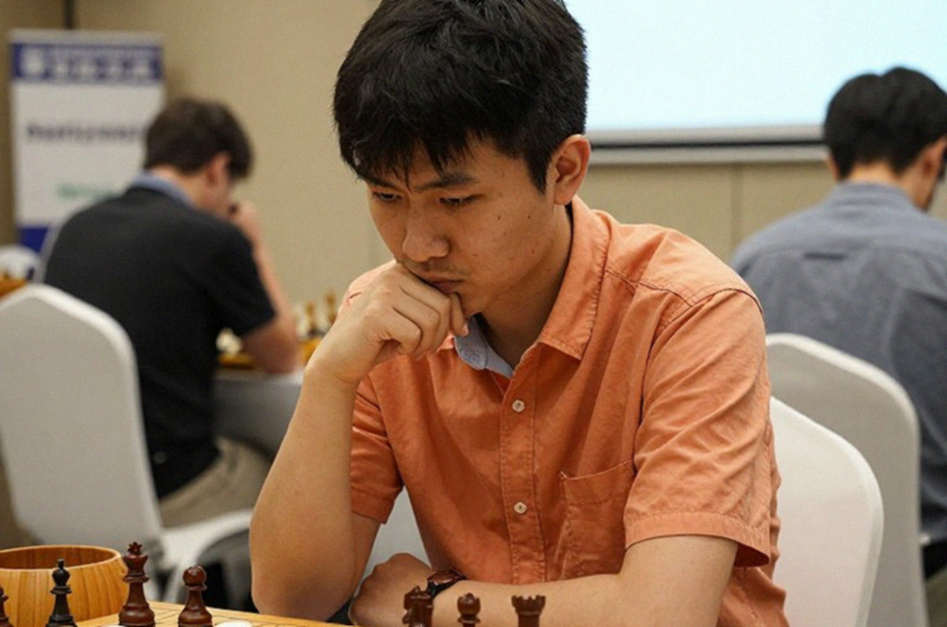 ChessBase Magazine số 225: 27 ván cờ ngắn, 10 bài chuyên đề và giới hạn của một tờ tạp chí tự chấm điểm mình