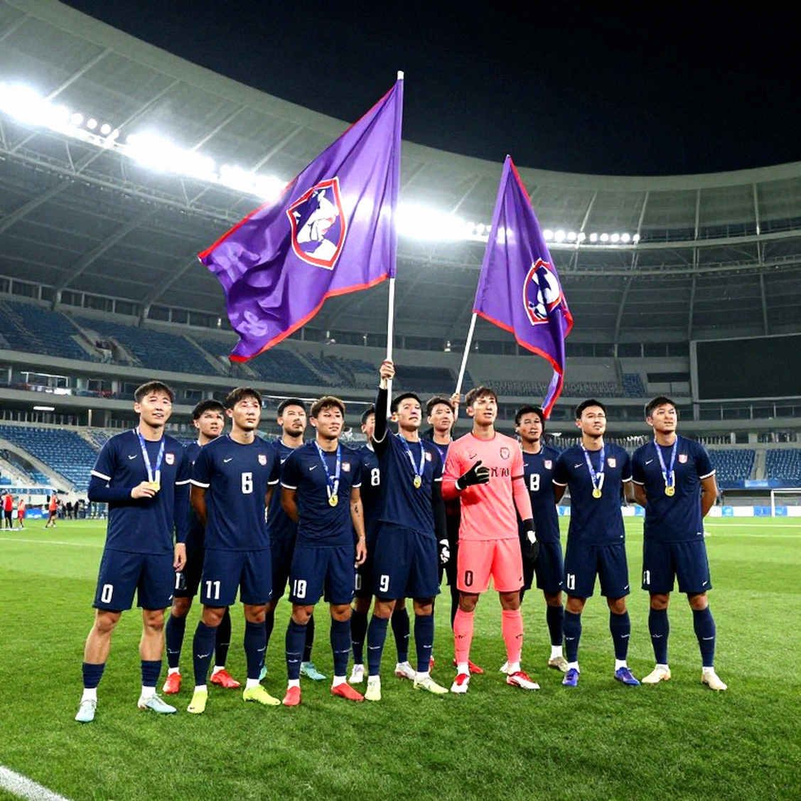 Kiểm Soát Đám Đông và Tương Lai của Bóng Đá Indonesia: Bên Lề Trận Kinh Điển Persija vs Persib Kiểm Soát Đám Đông và Tương Lai của Bóng Đá Indonesia: Bên Lề Trận Kinh Điển Persija vs Persib