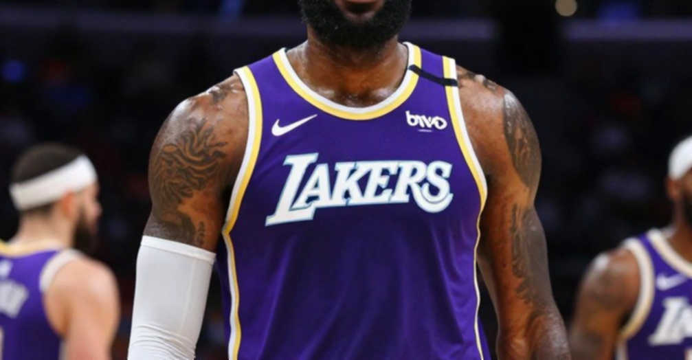 Nikola Kalinic Nghỉ Hưu Sớm Ở Tuổi 34: Lý Do Thực Sự Đằng Sau Phép Màu EuroLeague