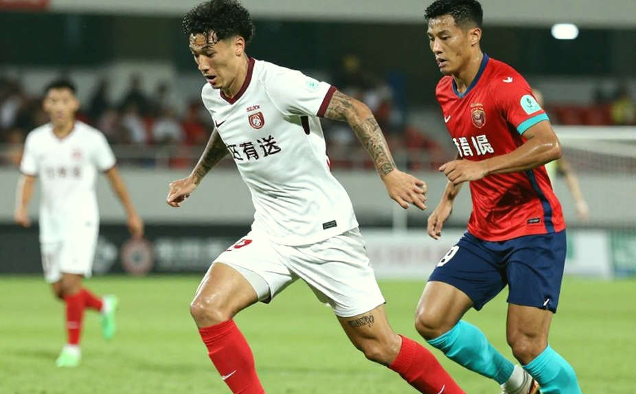 Ngoc Tan out for four weeks after Van Hau challenge: one match, three consequences