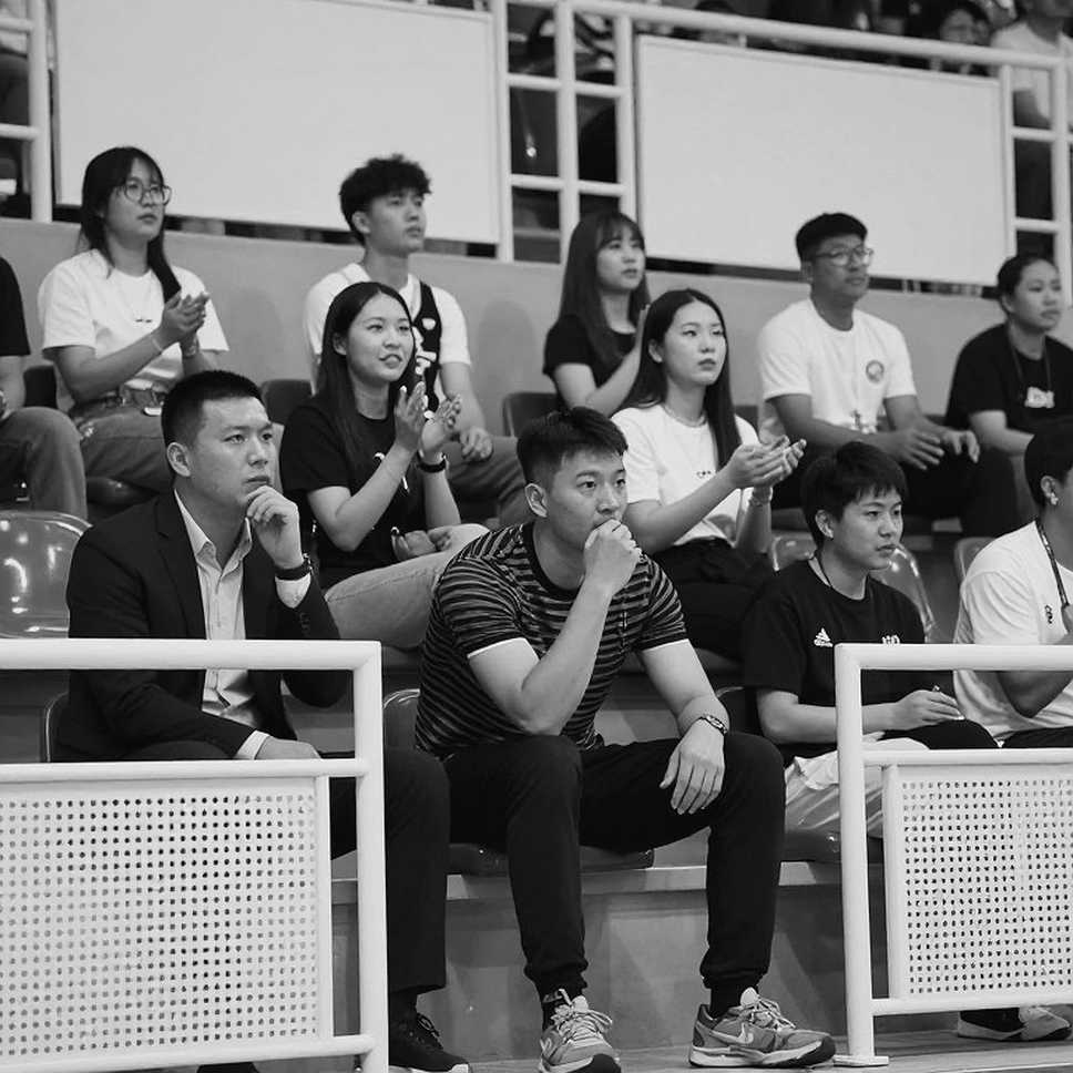 Bóng chuyền Việt Nam và bài học từ sân trống: Khi dữ liệu thay thế tiếng hò reo