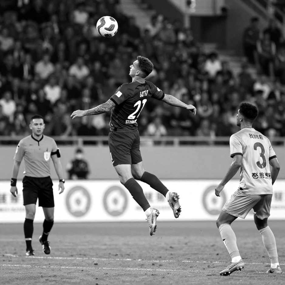 V.League và kỳ chuyển nhượng: cuốn sổ chi phí đội hình không ai mở V.League và kỳ chuyển nhượng: cuốn sổ chi phí đội hình không ai mở