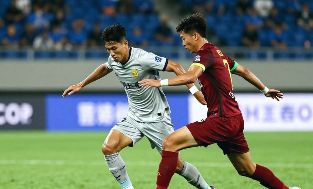 Raphinha đá trung phong, hat-trick ở Sevilla: Canh bạc chiến thuật của Hansi Flick và điều tám trận thắng chưa nói hết Raphinha đá trung phong, hat-trick ở Sevilla: Canh bạc chiến thuật của Hansi Flick và điều tám trận thắng chưa nói hết