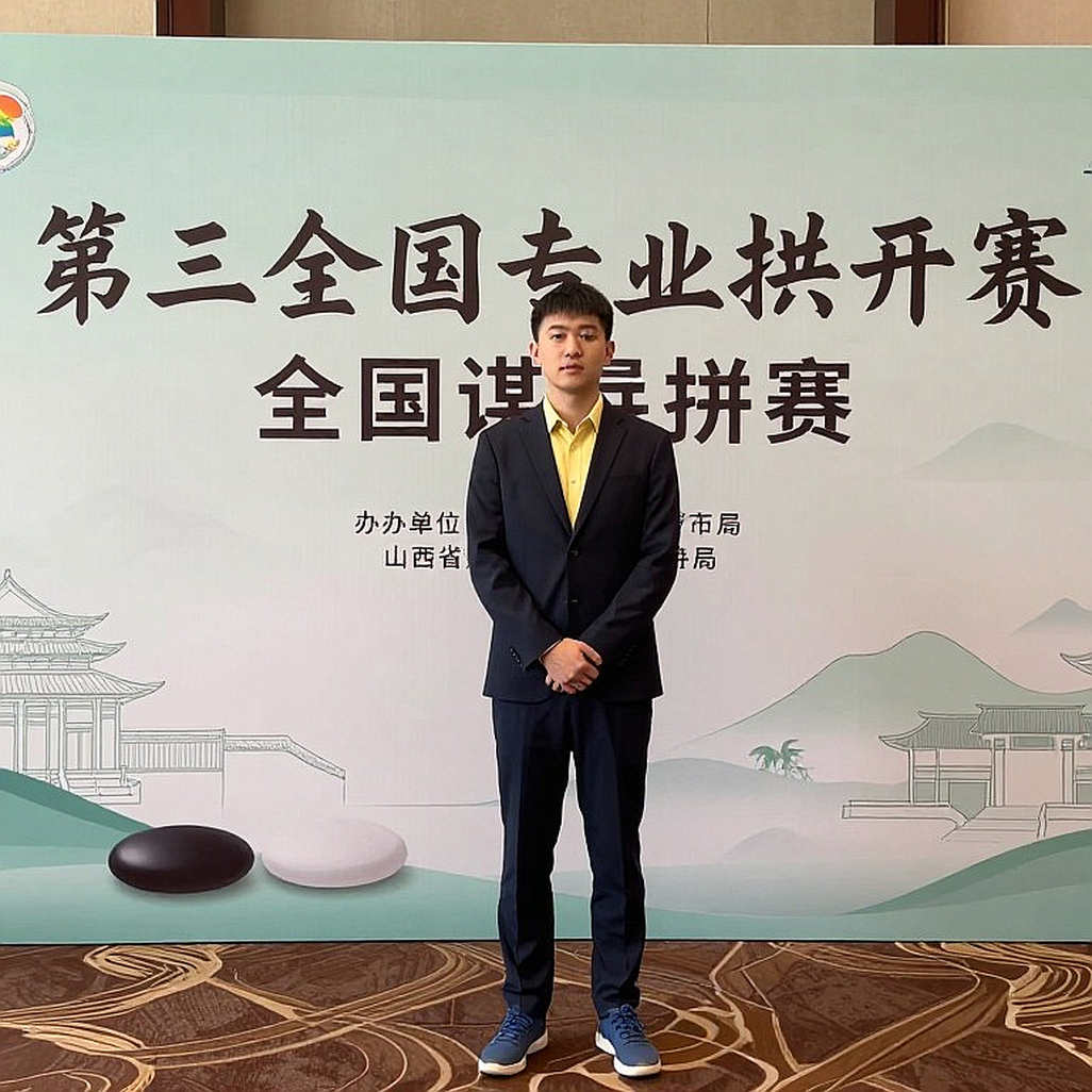 Atyrau Masters: Khi hai hạt giống hàng đầu gục ngã trước vòng mở màn