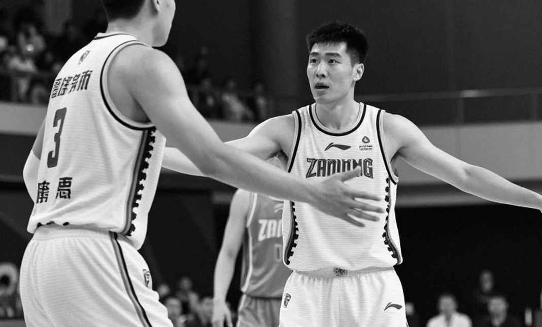 208 triệu USD cho Amen Thompson: Houston đặt cược vào đôi chân, hay vào quả ném ba điểm chưa xuất hiện? 208 triệu USD cho Amen Thompson: Houston đặt cược vào đôi chân, hay vào quả ném ba điểm chưa xuất hiện?