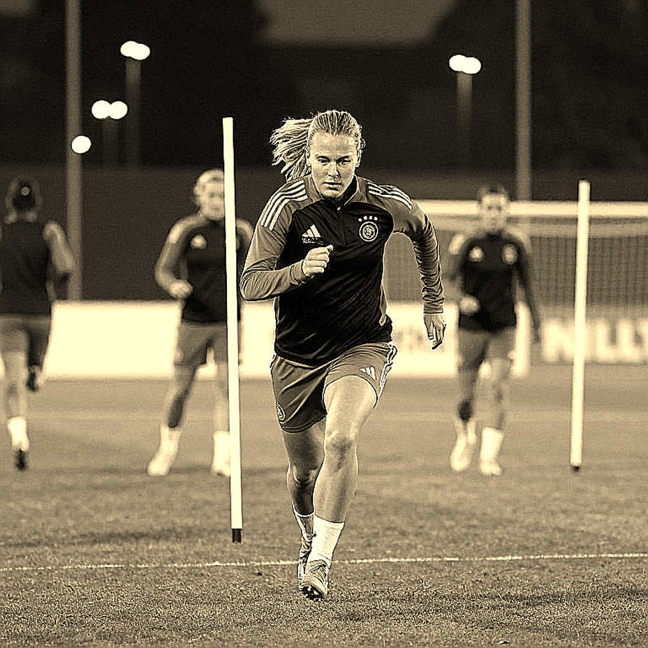 Vietnam vs Philippines, 19:30 Today: Four Gaps Along the Spine and an Unverified Belief