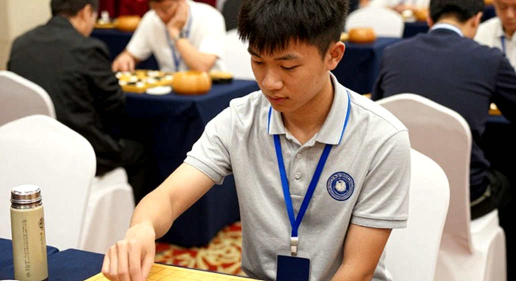 Giải Vô địch Cờ vua Mỹ: Woodward hạ Caruana, Lee nới rộng khoảng cách