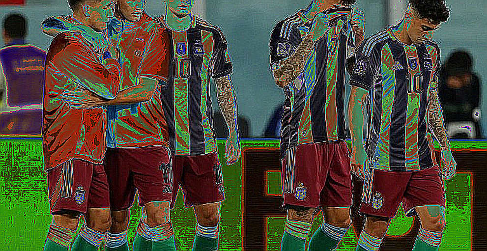 The Back Three and the Crack of Safety: A Tactical Read from the V.League The Back Three and the Crack of Safety: A Tactical Read from the V.League