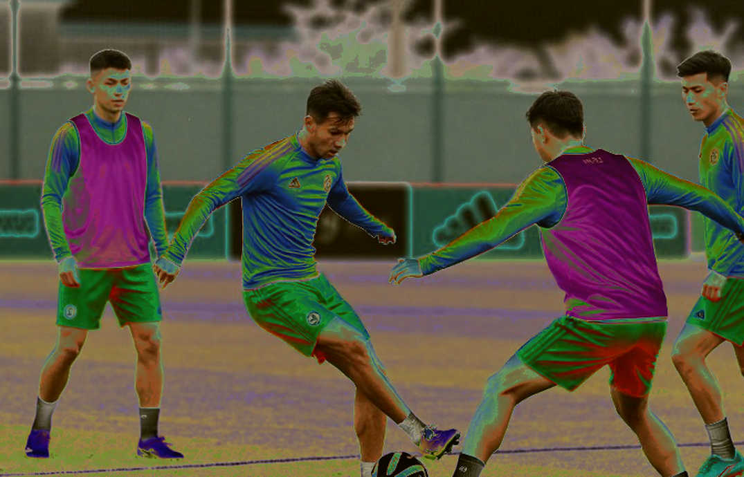 Randal Kolo Muani at Manchester United: The Half-Space Equation and the Three-Second Transition